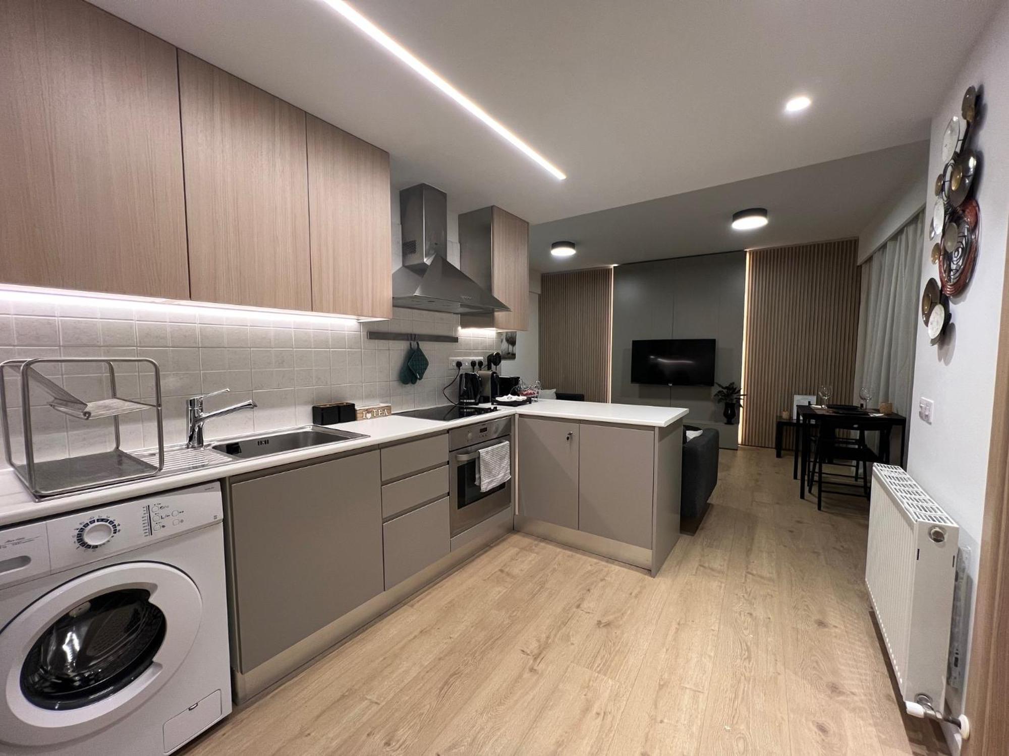 Daniela'S Modern Apartment Strovolos Εξωτερικό φωτογραφία